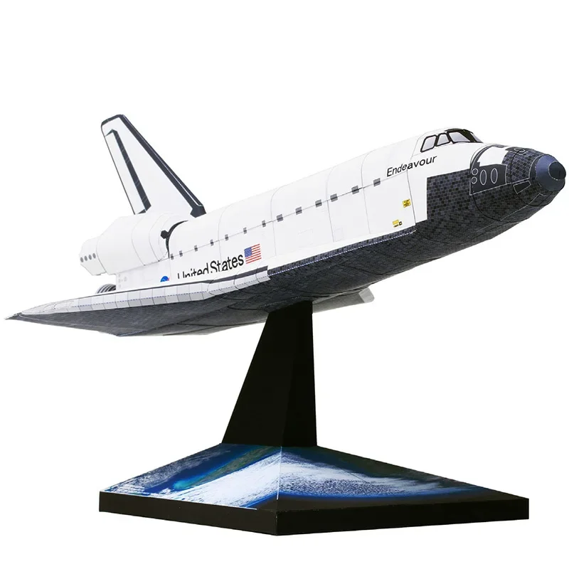 Realistic Version Space Shuttl - Art Craft Cardboard recension och pris